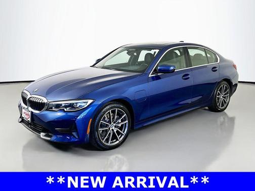 2021 BMW 330e xDrive