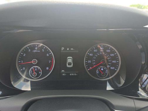 Glacial White Pearl 2023 Kia K5 LXS