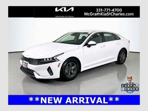 Glacial White Pearl 2023 Kia K5 LXS