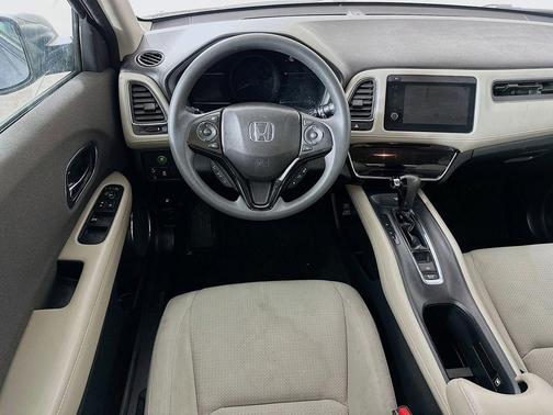 Modern Steel Metallic 2019 Honda HR-V EX