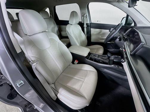 Wolf Gray 2025 Kia Sorento S