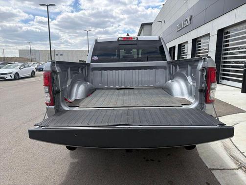 Billet Silver Metallic Clearcoat 2021 RAM 1500 Big Horn/Lone Star