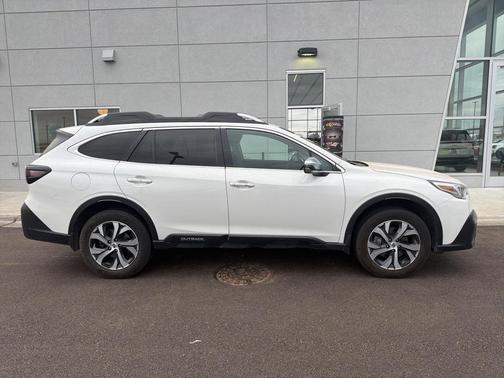 2020 Subaru Outback Touring XT
