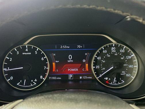 Gun Metallic 2016 Nissan Maxima 3.5 Platinum