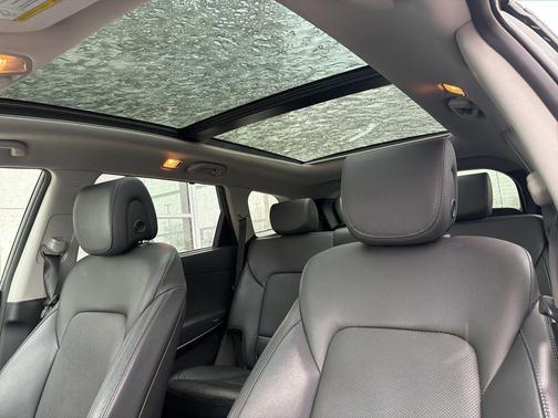 2018 Hyundai SANTA FE SE Ultimate