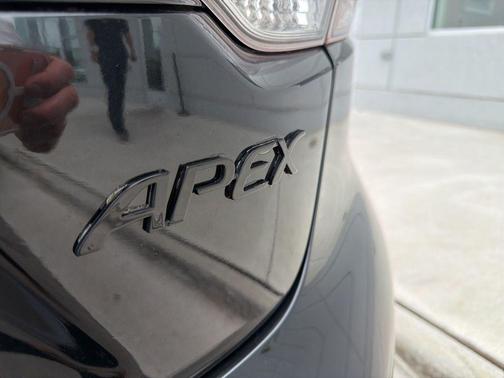 Black Sand Pearl 2022 Toyota Corolla SE