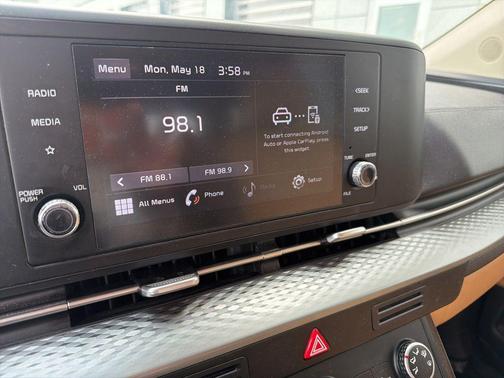 Aurora Black 2022 Kia Carnival LXS