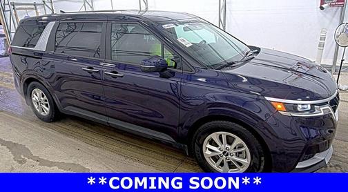 2022 Kia Carnival LXS