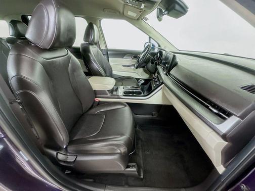 Deep Chroma Blue 2022 Kia Carnival LXS