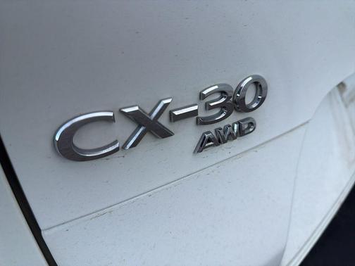 Snowflake White Pearl Mica 2023 Mazda CX-30 2.5 S Select Package