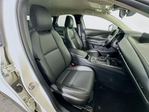 Snowflake White Pearl Mica 2023 Mazda CX-30 2.5 S Select Package