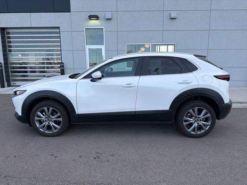Snowflake White Pearl Mica 2023 Mazda CX-30 2.5 S Select Package