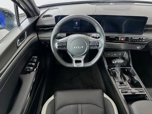 Yacht Blue 2025 Kia K5 GT-Line