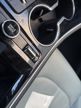 Glacial White Pearl 2023 Kia K5 EX