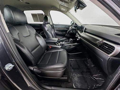 2023 Kia Telluride LX