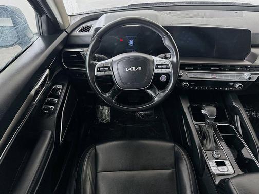 2023 Kia Telluride LX