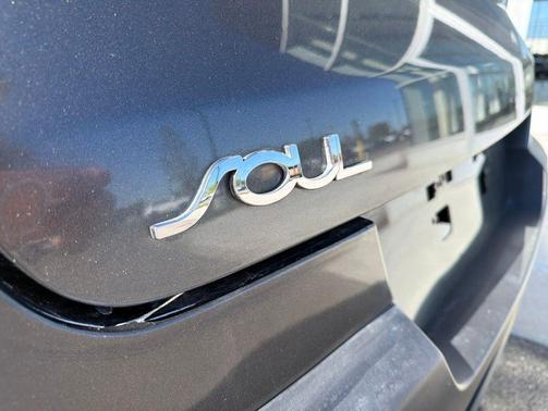 Gravity Gray 2021 Kia Soul LX