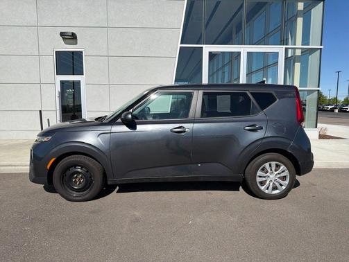 Gravity Gray 2021 Kia Soul LX