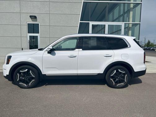 Glacial White Pearl 2023 Kia Telluride EX