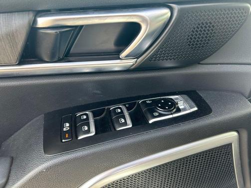 Glacial White Pearl 2023 Kia Telluride EX