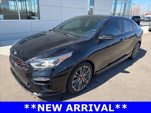 Aurora Black Pearl 2021 Kia Forte GT