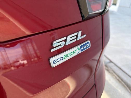 Ruby Red 2018 Ford Escape SEL