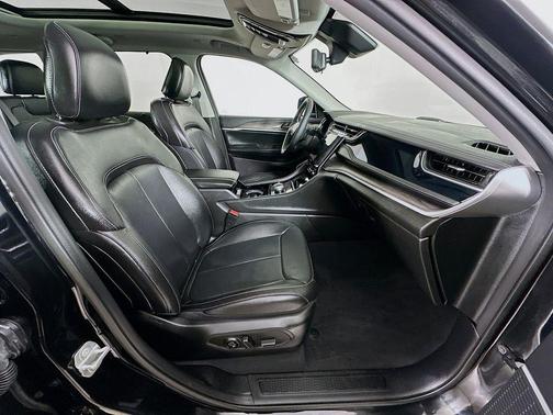 2022 Jeep Grand Cherokee 4xe Base