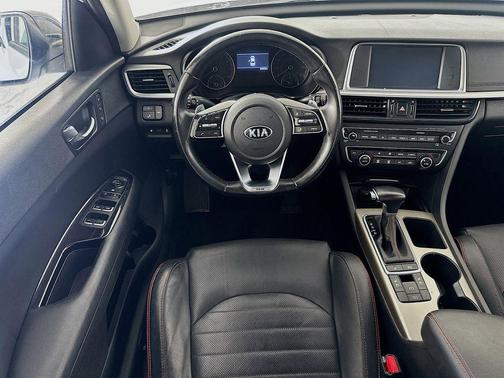 Snow White Pearl 2019 Kia Optima SX Turbo