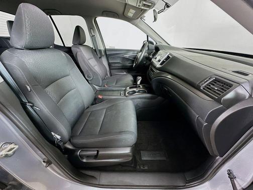 Lunar Silver Metallic 2019 Honda Ridgeline Sport