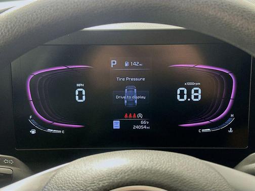 Gravity Gray 2023 Kia Sportage LX