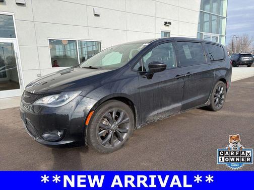 2018 Chrysler Pacifica Touring Plus