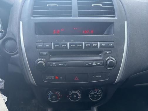 2013 Mitsubishi Outlander Sport ES