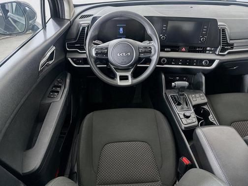 Fusion Black 2023 Kia Sportage LX