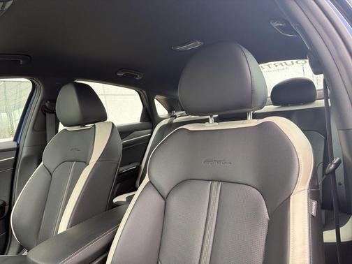 Yacht Blue 2025 Kia K5 GT-Line