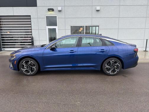 Yacht Blue 2025 Kia K5 GT-Line