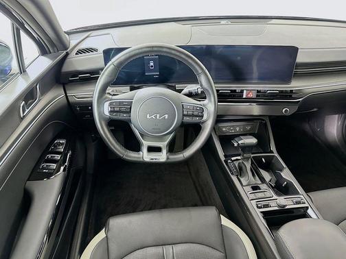 Yacht Blue 2025 Kia K5 GT-Line