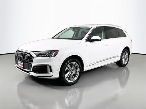 2023 Audi Q7 55 Premium Plus