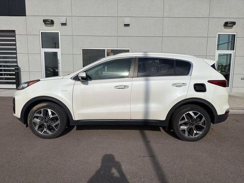 Snow White Pearl 2020 Kia Sportage EX