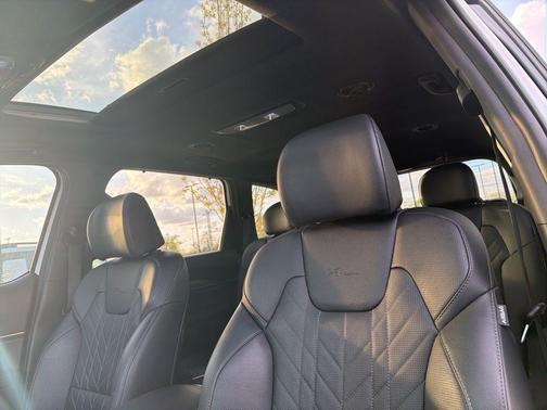 Glacial White Pearl 2024 Kia Telluride EX X-Line