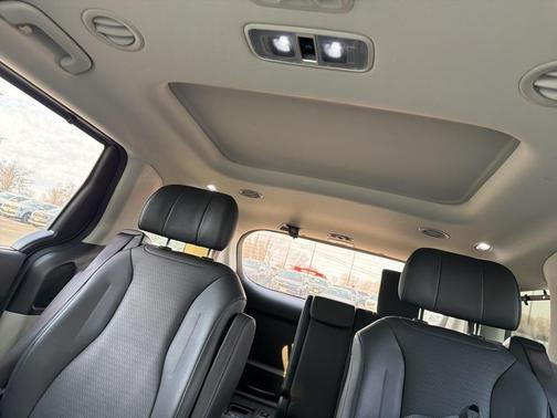 2024 Kia Carnival SX Prestige