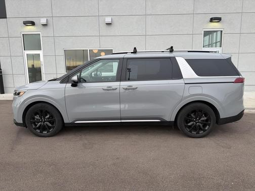 2024 Kia Carnival SX Prestige