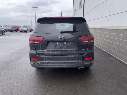 2020 Kia Sorento LX