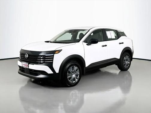2025 Nissan Kicks S
