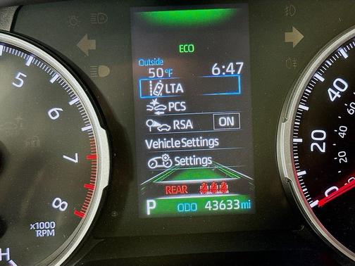 Silver Sky Metallic 2022 Toyota RAV4 LE