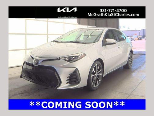 Classic Silver Metallic 2018 Toyota Corolla SE