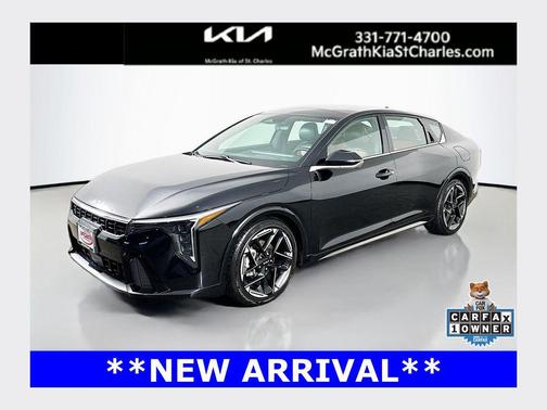 Aurora Black Pearl 2025 Kia K4 GT-Line