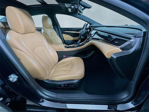 2017 Buick LaCrosse Essence