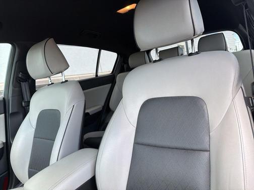 Pacific Blue 2019 Kia Sportage EX