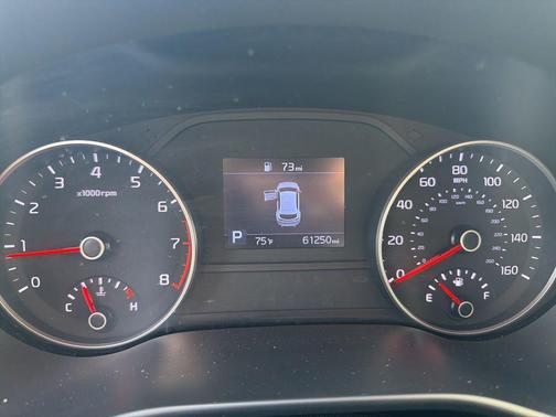 Black Cherry Pearl 2021 Kia Sportage LX