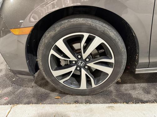 2020 Honda Odyssey Elite